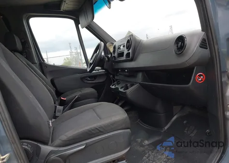 2019 Mercedes-Benz Sprinter 2500 High Roof V6 from USA, damaged, VIN WD4PF1CD0KP118356
